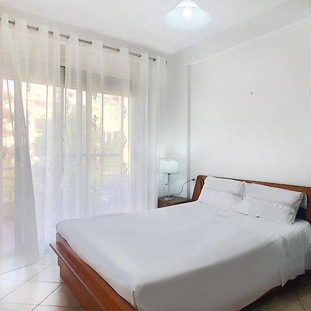 Sea & Sun Apartment ดูร์เรส ภายนอก รูปภาพ